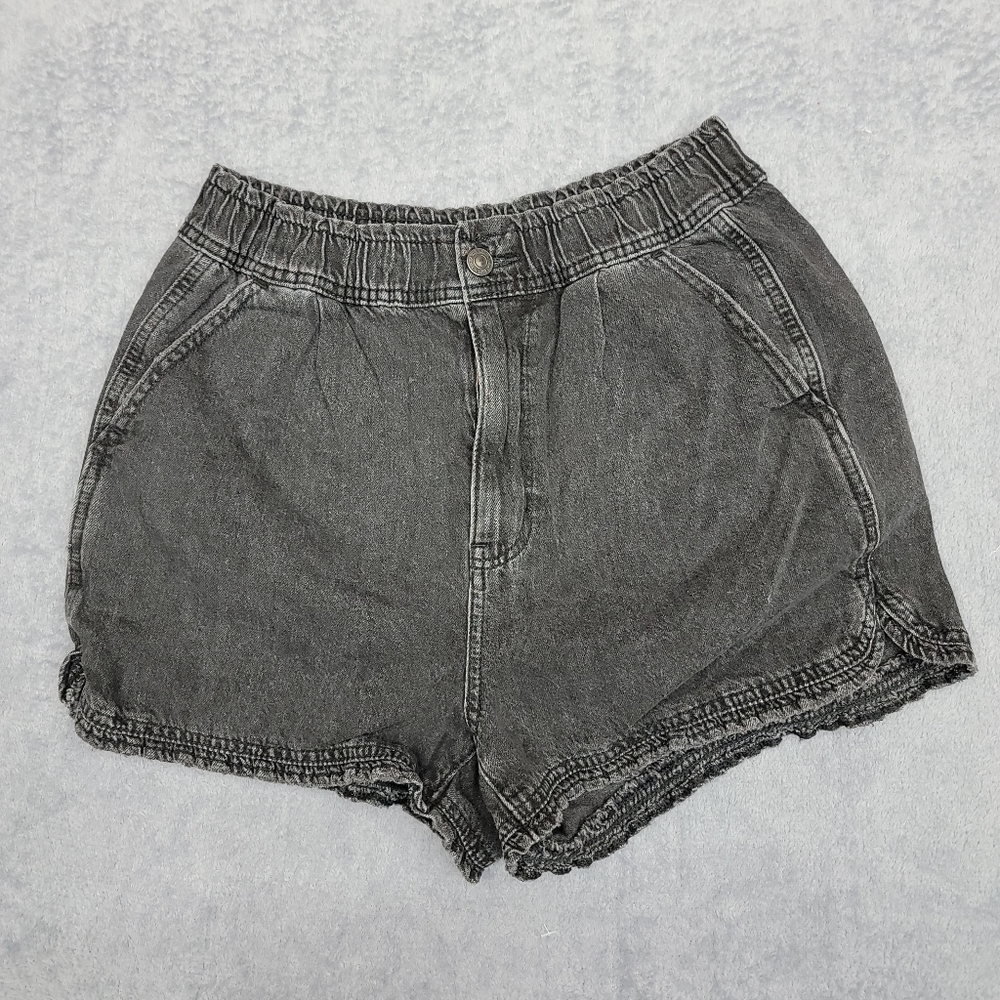 American Eagle women's Mom Short shorts